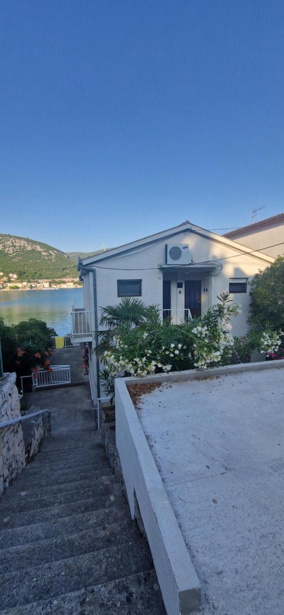 Blue Lagoon Studio Apartments Klek Exterior foto