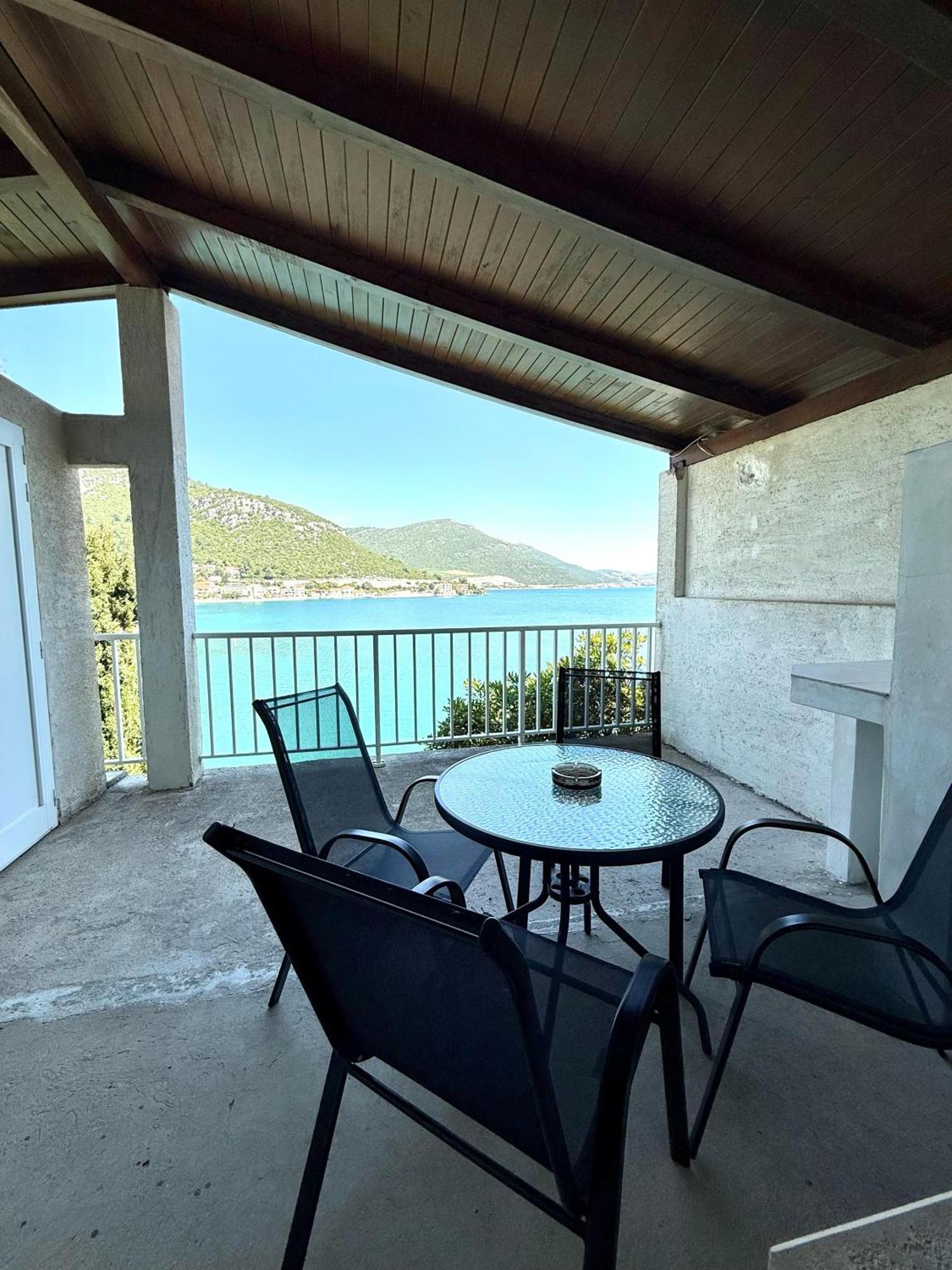 Blue Lagoon Studio Apartments Klek Exterior foto